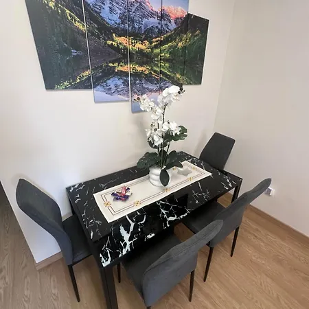 Heart Of Madeira 公寓 *